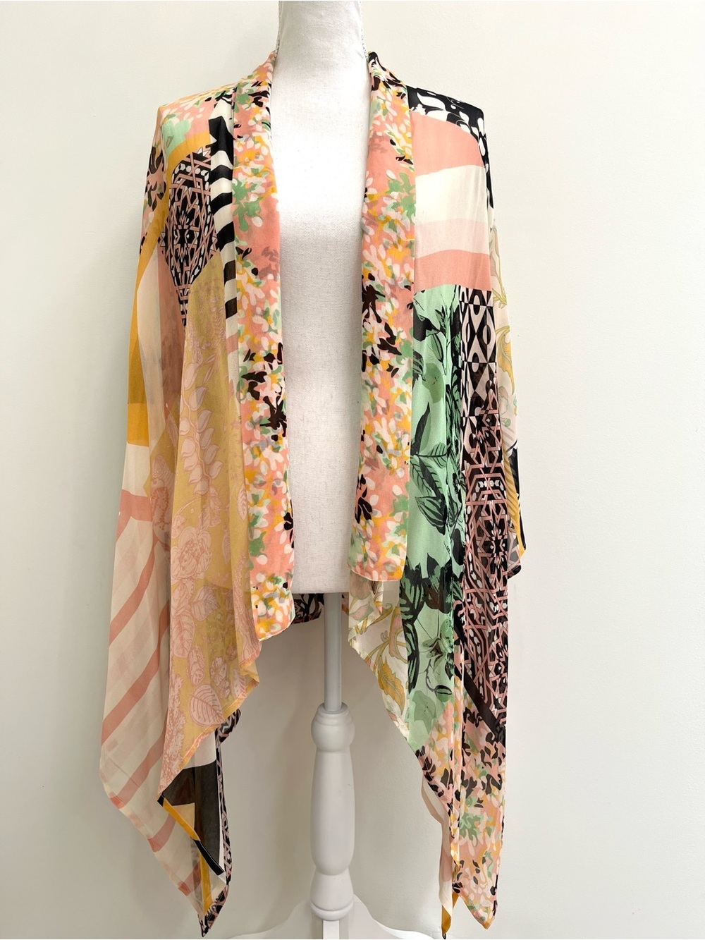 Anthropologie Floral Patchwork Mix-Print Open Front Kimono Boho Cocoon Wrap OS